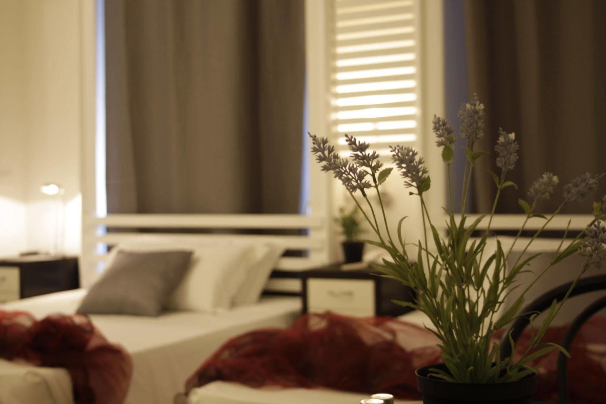 Hotel Rossovino Milano Exterior photo